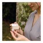 Uniq Coehl Haven Case For Airpods Pro 2 Cream - تصویر 2